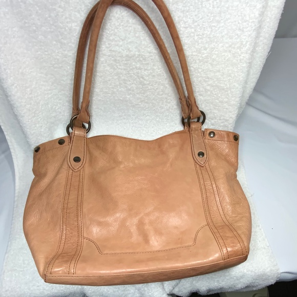 Frye Melissa Leather Beige/Peach Shoulder Bag - Picture 3 of 16